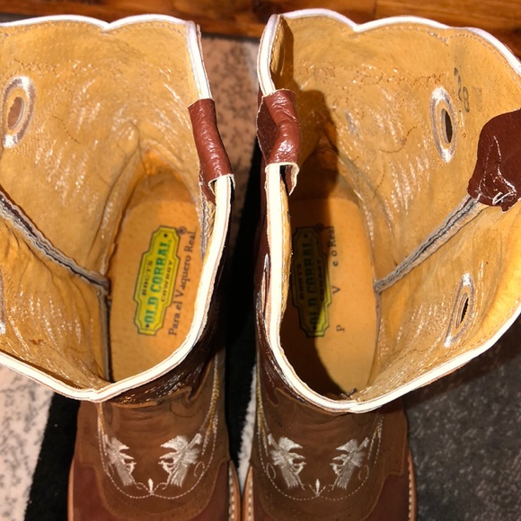 “Old Corral Cowboy Boots” - Picture 5 of 5